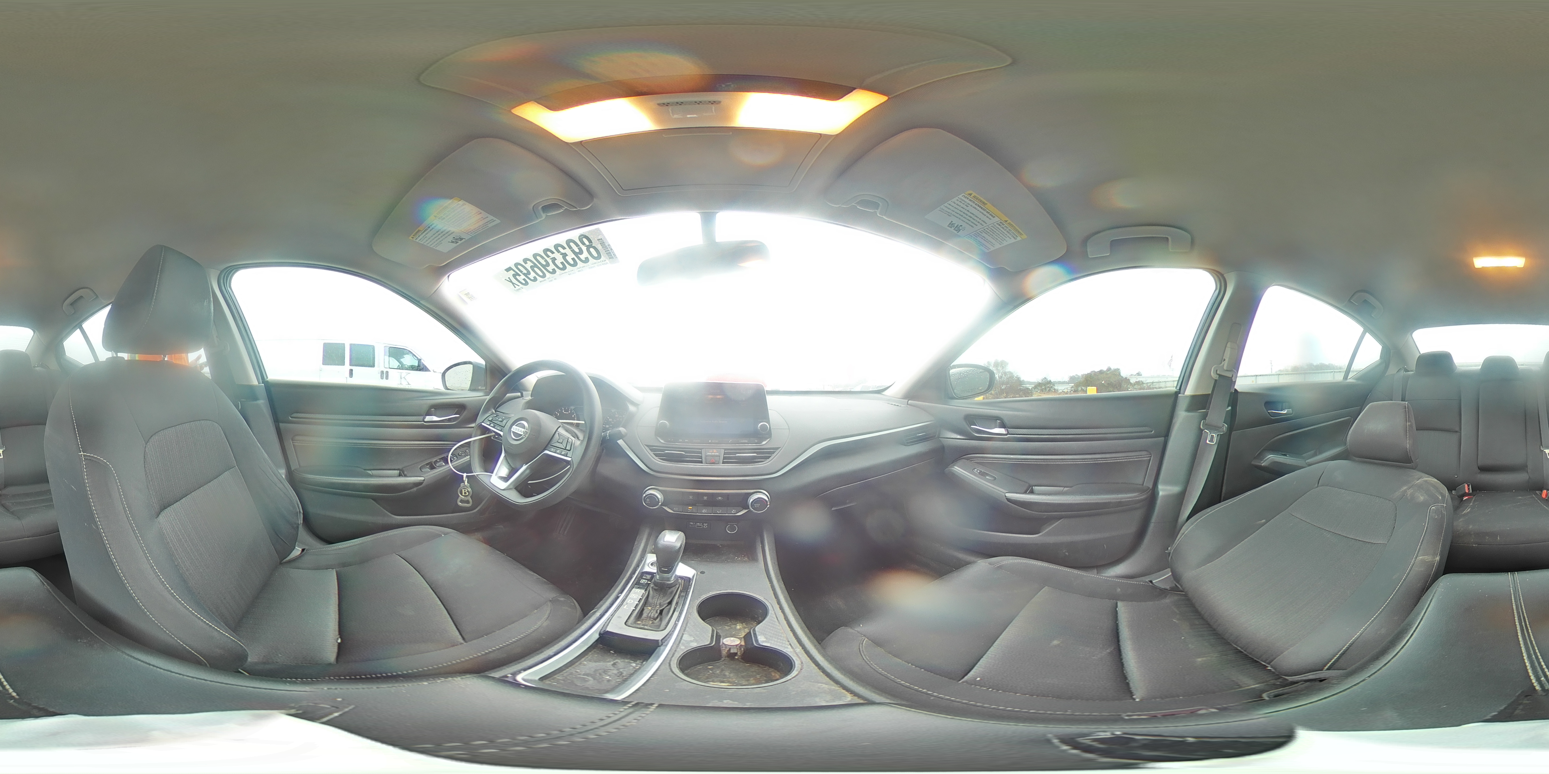 2019 Nissan Altima - Image 13