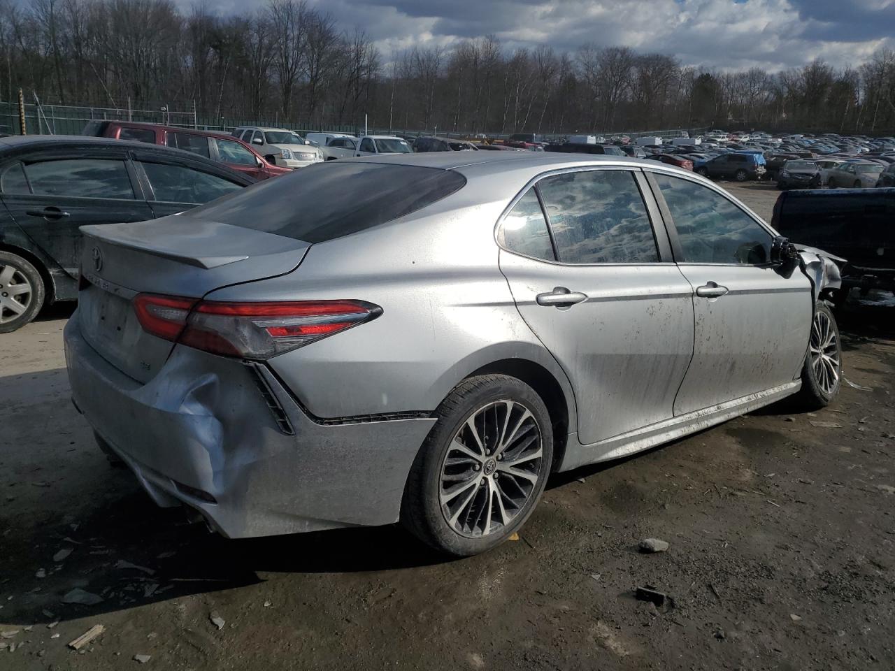 2018 Toyota Camry - Image 3