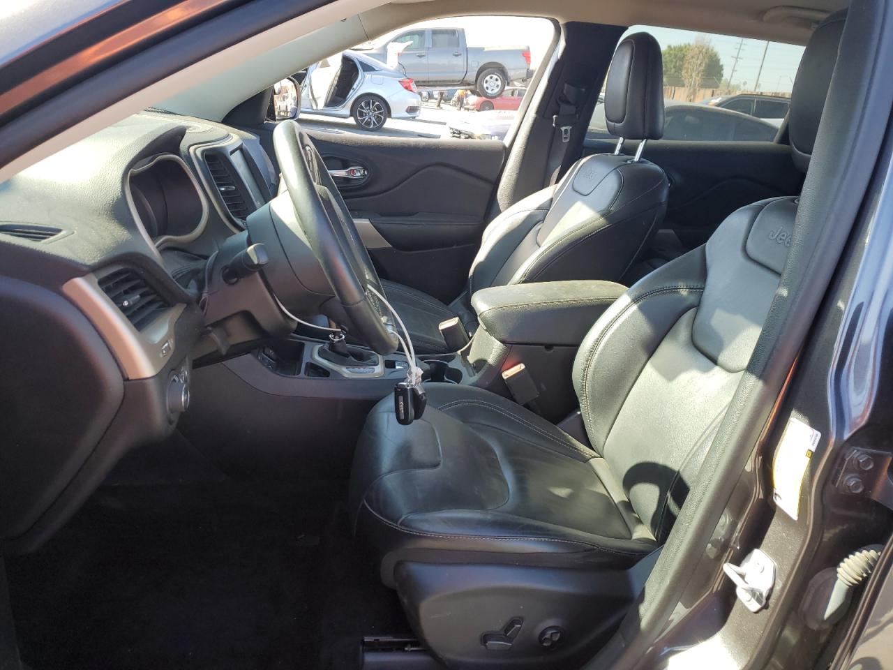 2017 Jeep Grand Cherokee - Image 7