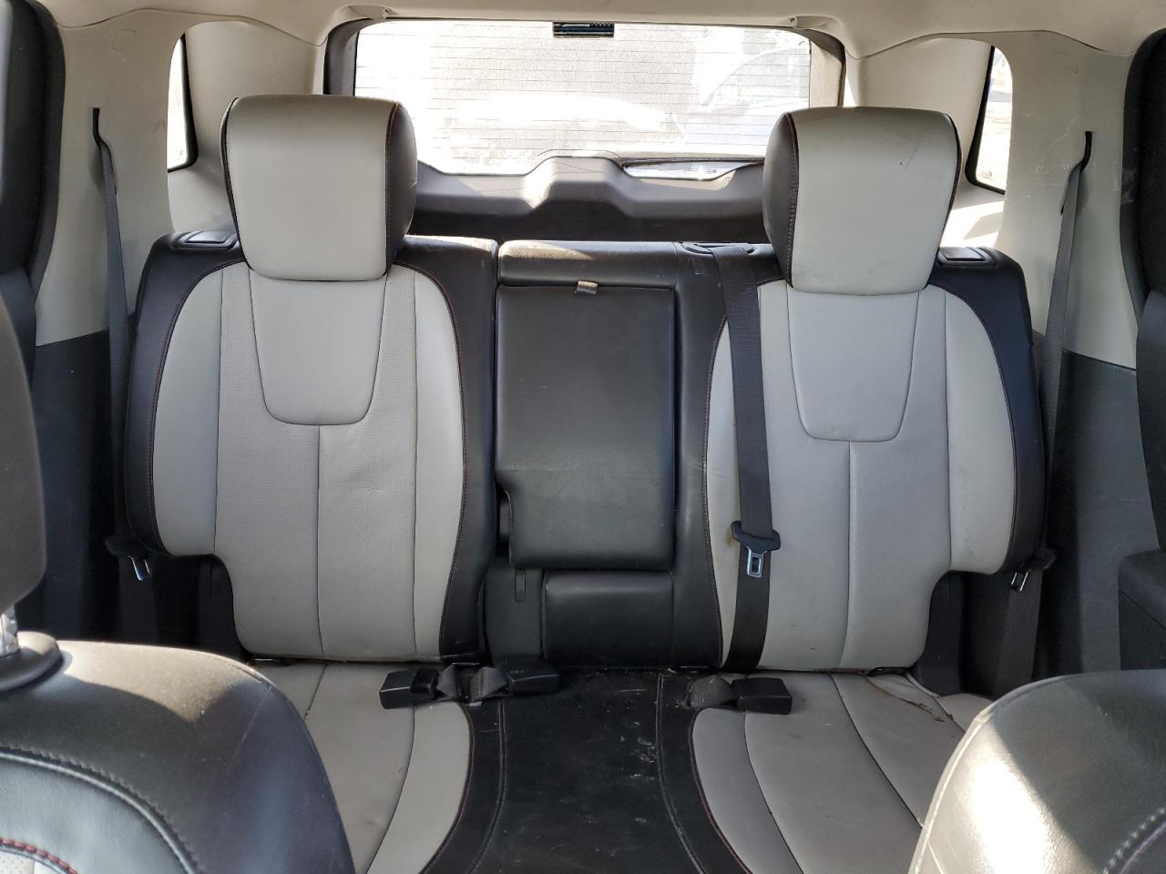 2010 GMC Terrain - Image 10
