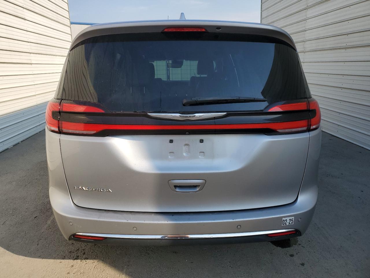 2021 Chrysler Pacifica - Image 6