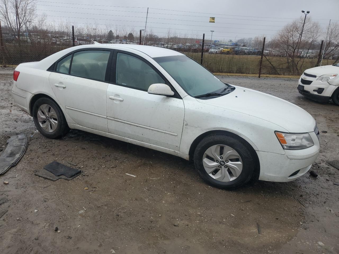 2010 Hyundai Sonata - Image 4