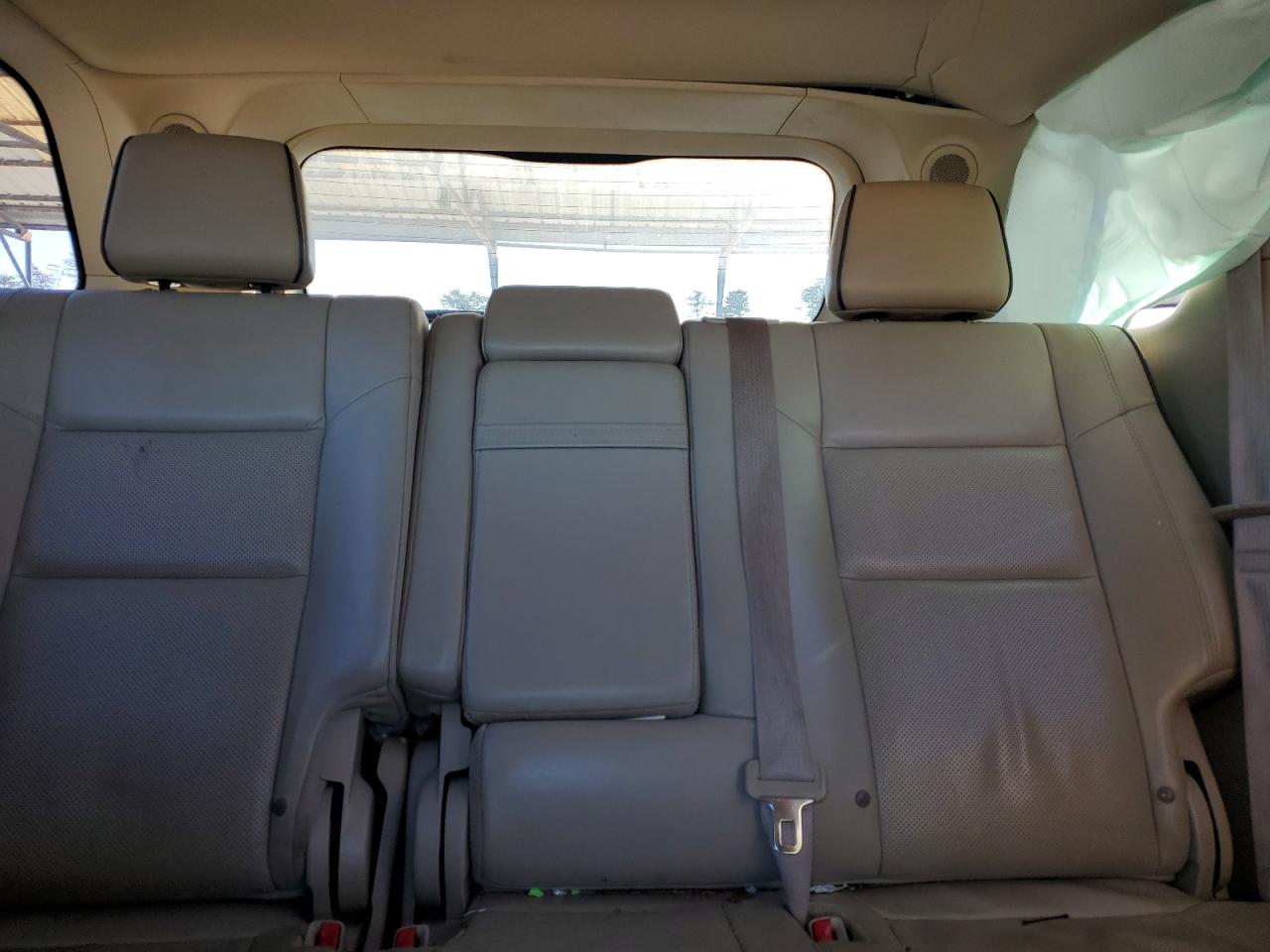 2017 Jeep Grand Cherokee - Image 10