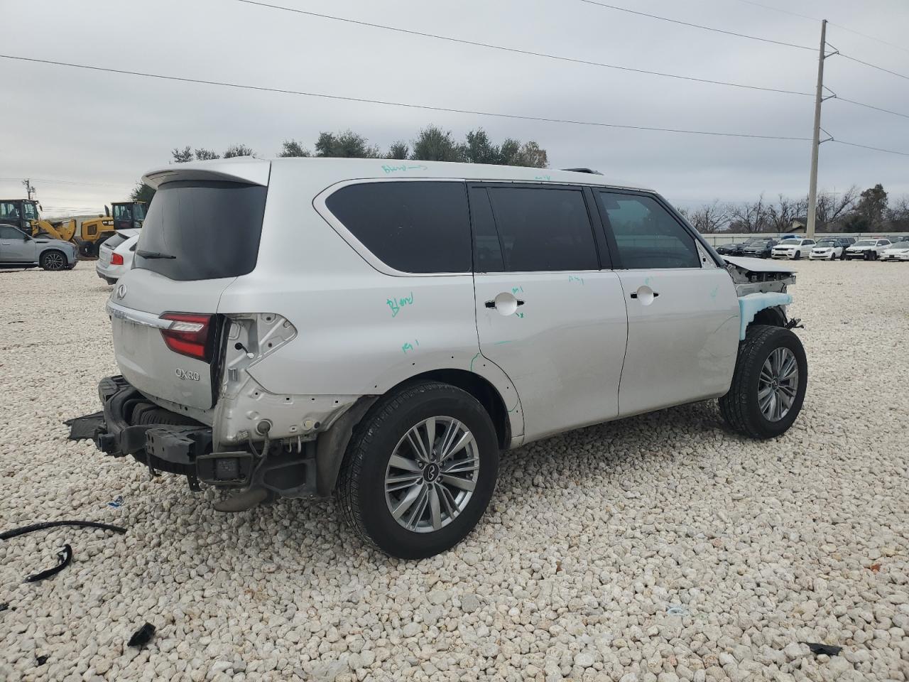 2020 Infiniti QX80 - Image 3