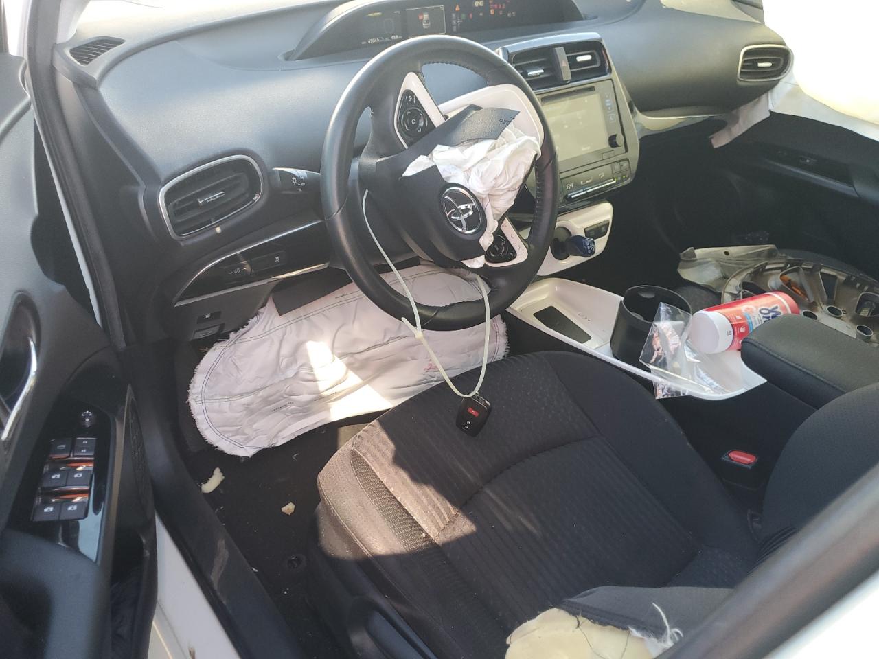 2016 Toyota Prius - Image 8