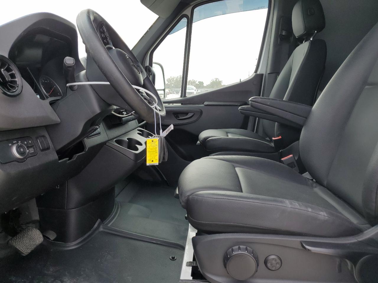 2023 Mercedes-Benz Sprinter - Image 7