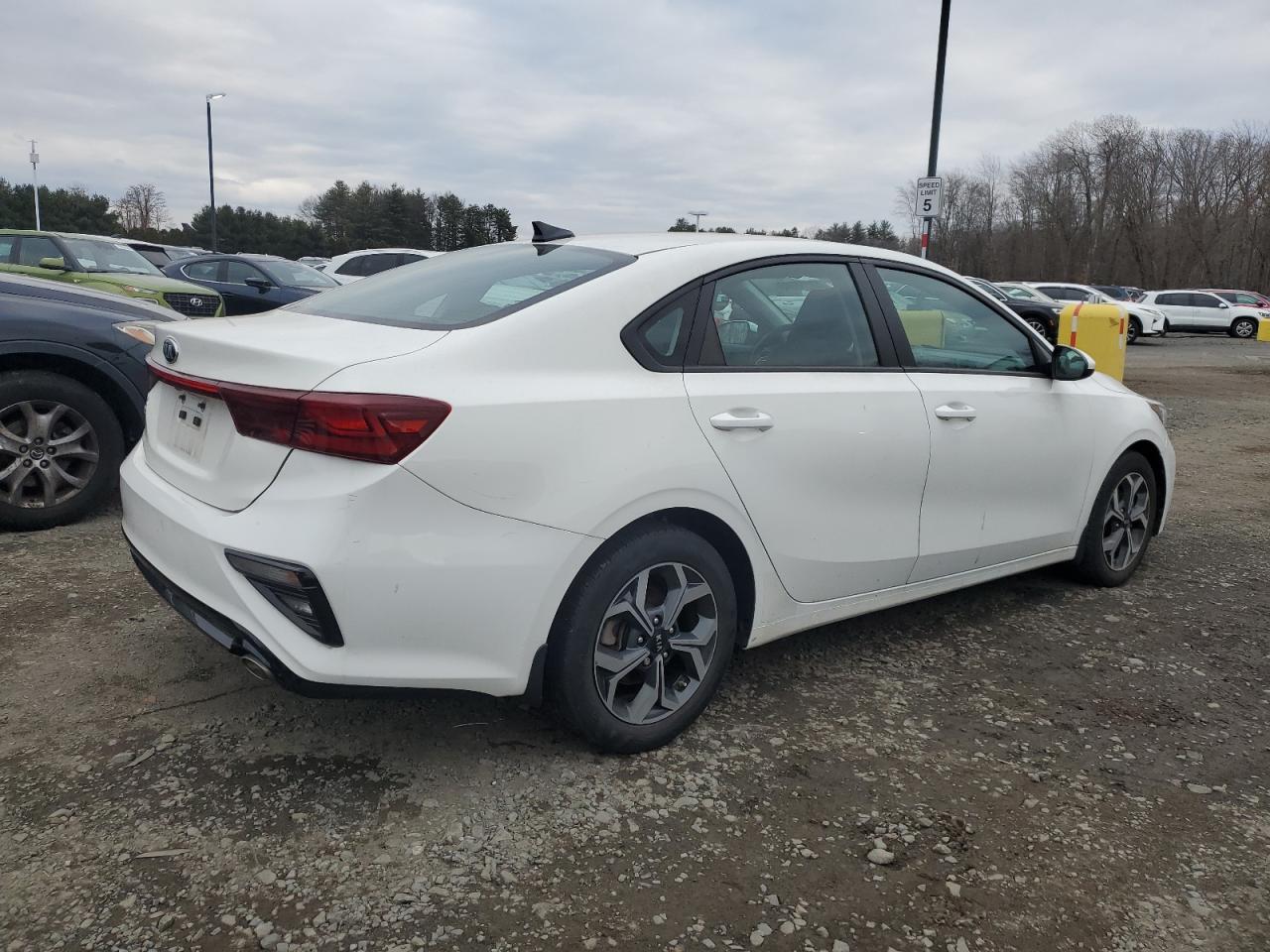 2020 Kia Forte - Image 3