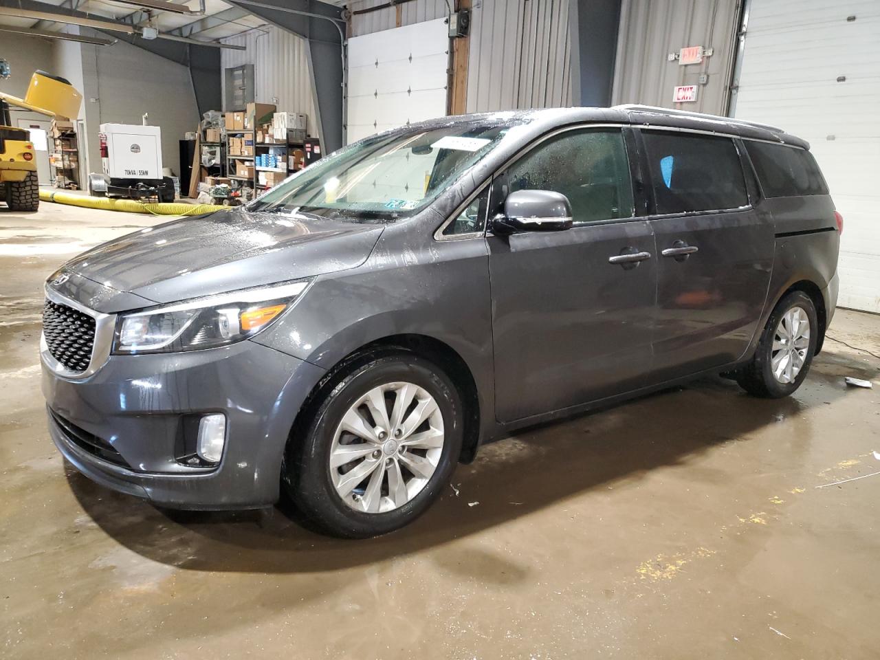 2016 Kia Sedona - Image 1