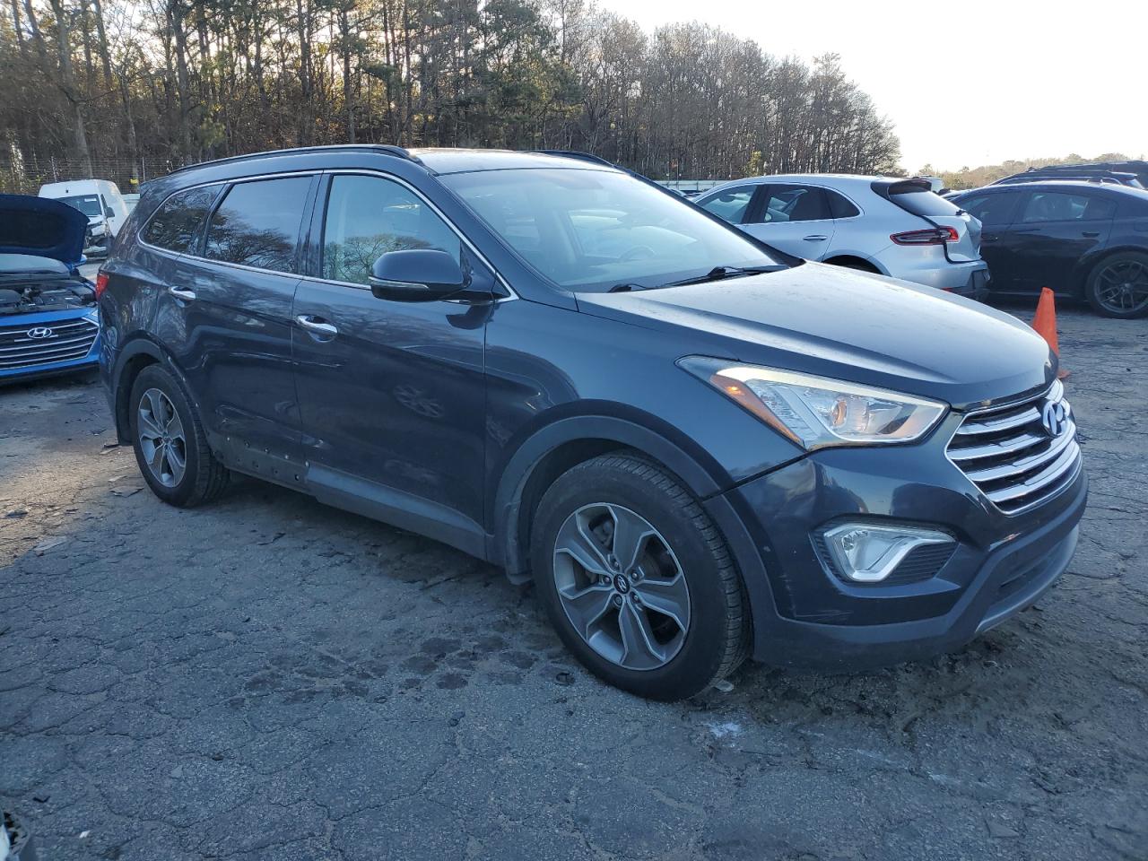 2014 Hyundai Santa Fe - Image 4