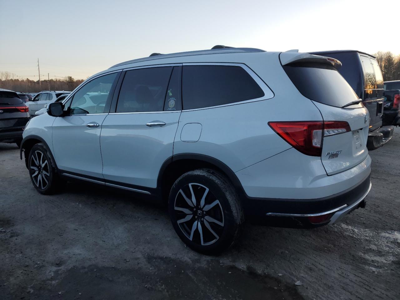 2021 Honda Pilot - Image 2
