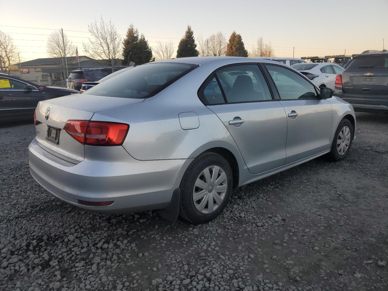 2015 Volkswagen Jetta - Image 3