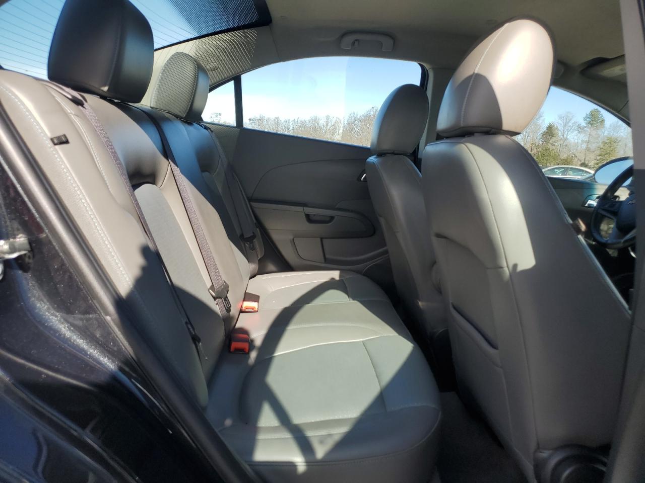 2015 Chevrolet Sonic - Image 10