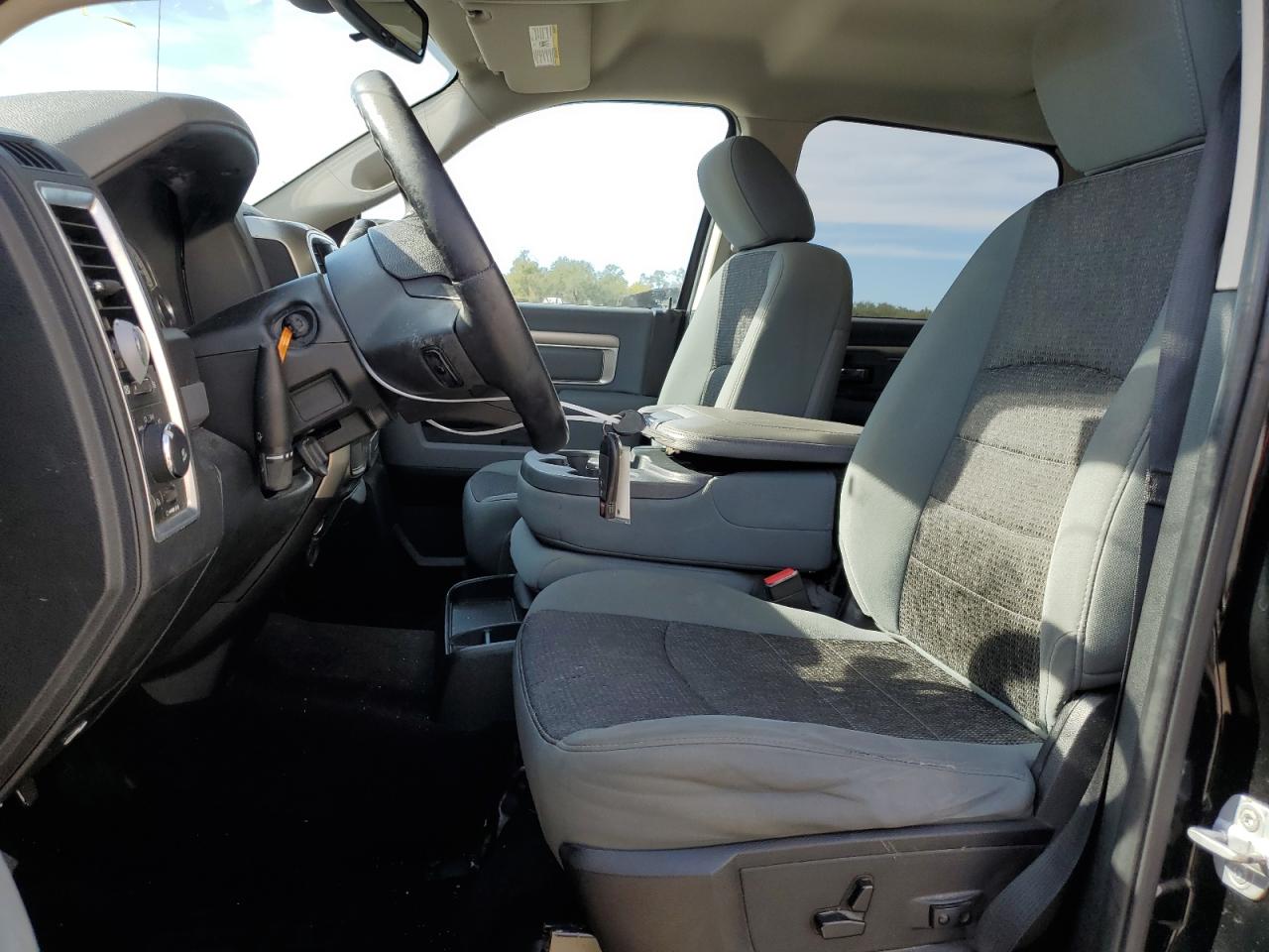 2013 RAM 1500 - Image 7