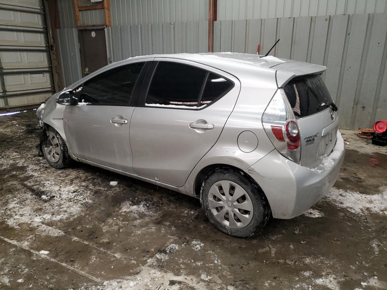 2013 Toyota Prius - Image 2