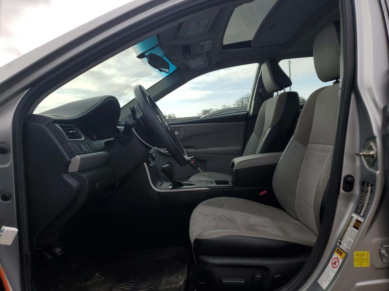 2017 Toyota Camry - Image 7