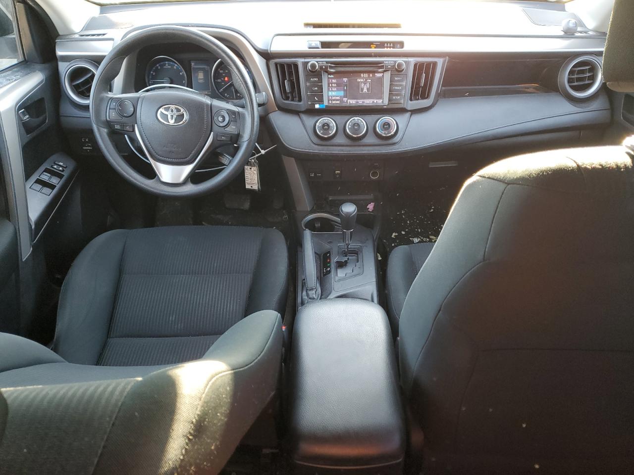 2018 Toyota RAV 4 - Image 8