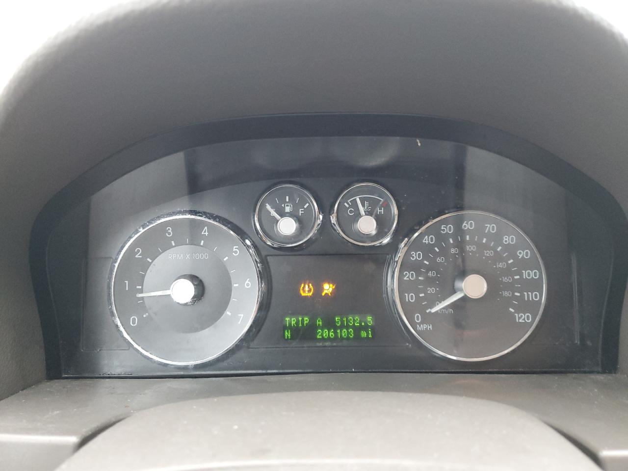 2009 Mercury Milan - Image 9