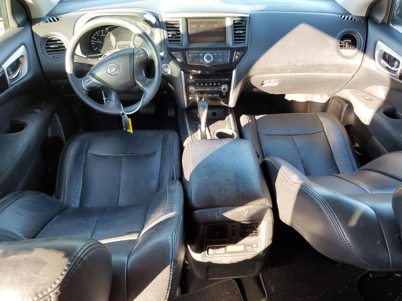 2013 Nissan Pathfinder - Image 8