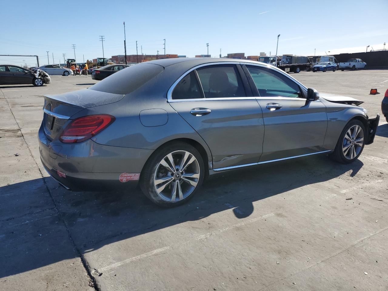 2017 Mercedes-Benz C-klasse - Image 3