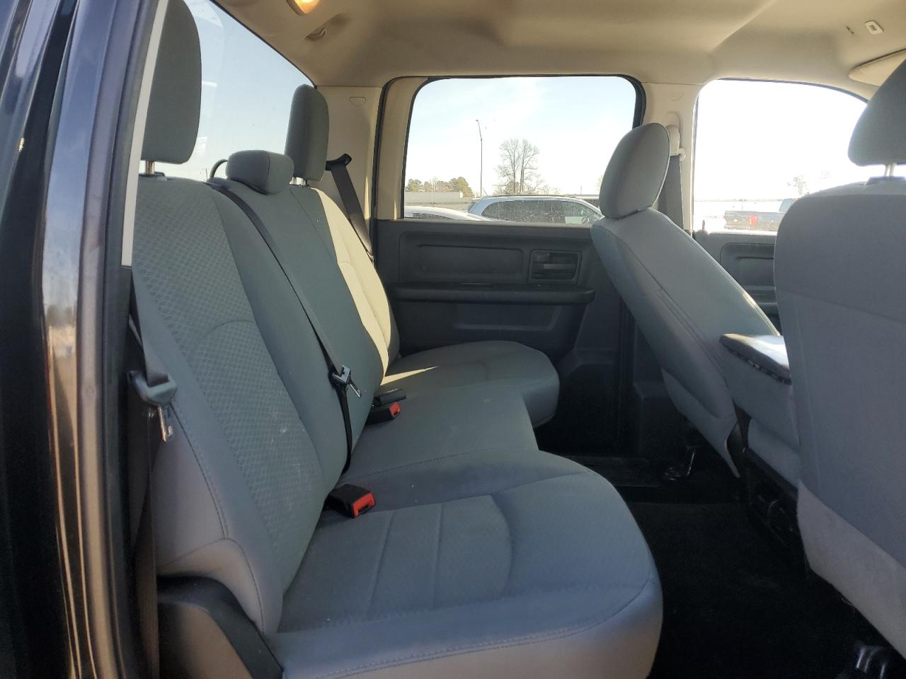 2017 RAM 1500 - Image 10