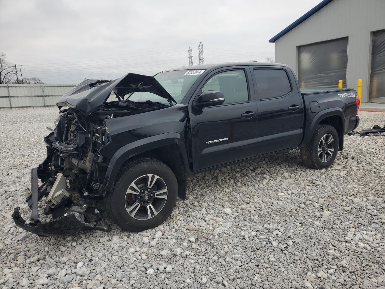 2017 TOYOTA TACOMA