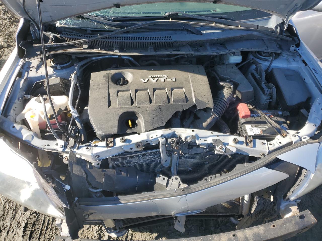 2010 Toyota Corolla - Image 13