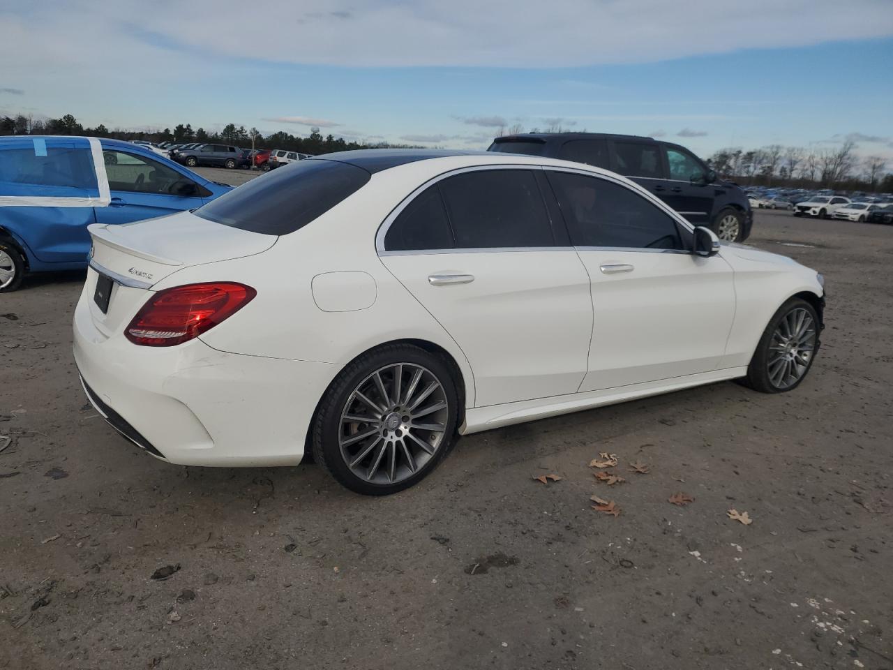 VIN 55SWF4KB9GU136443 2016 MERCEDES-BENZ C-CLASS no.3