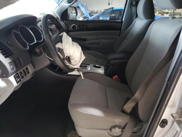  TOYOTA TACOMA 2012 Серебристый