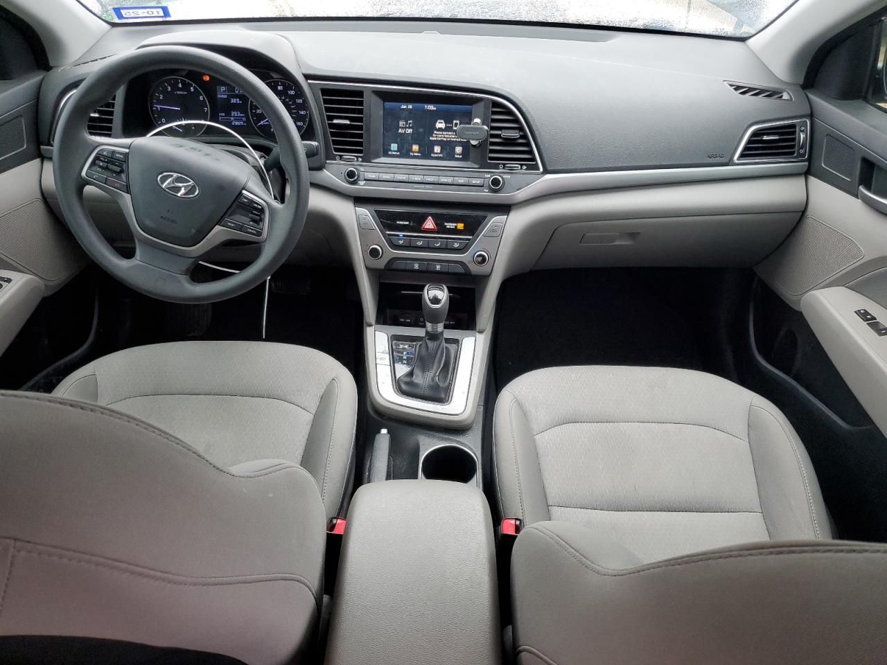 2017 Hyundai Elantra - Image 8