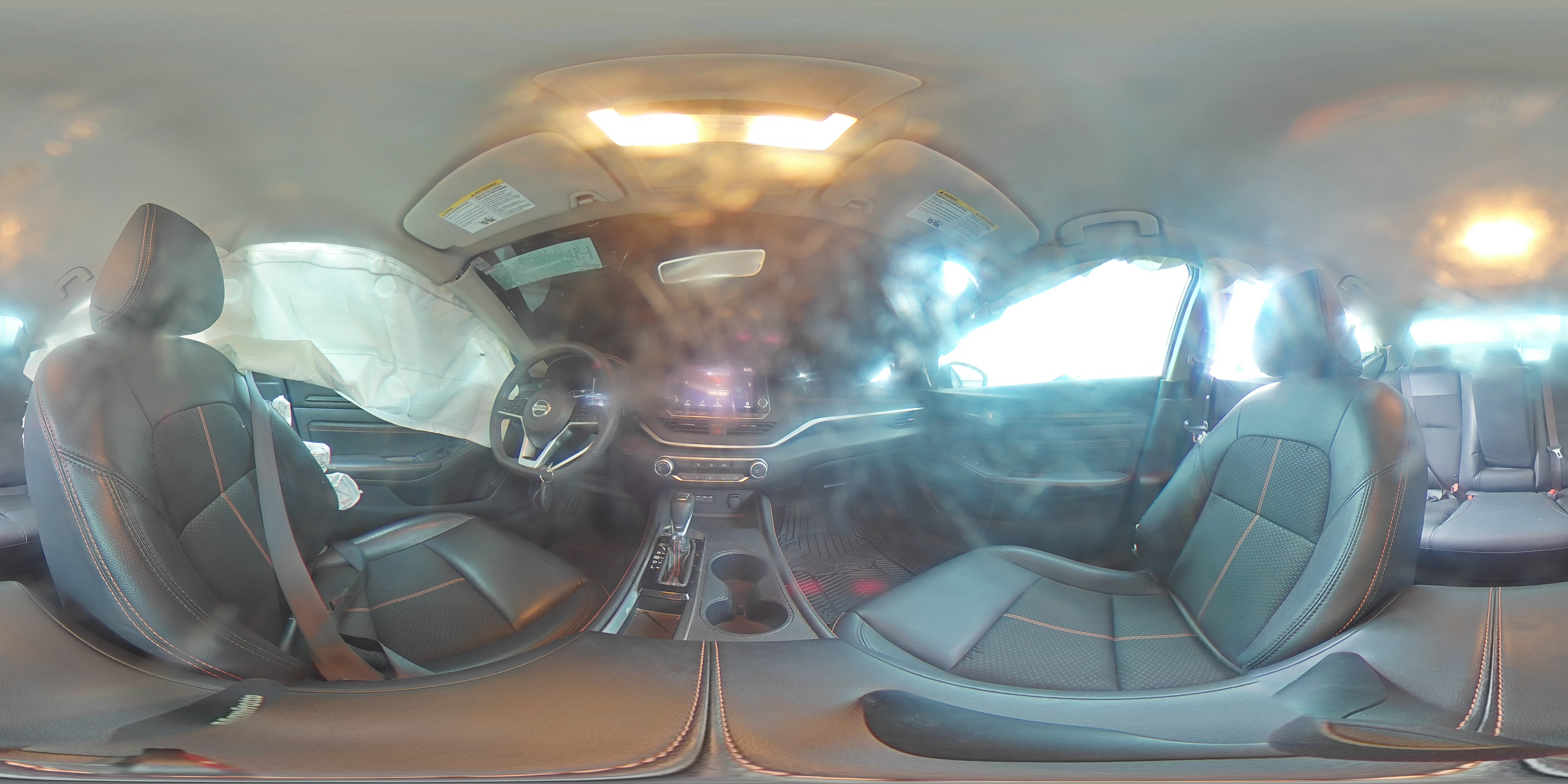 2022 Nissan Altima - Image 13