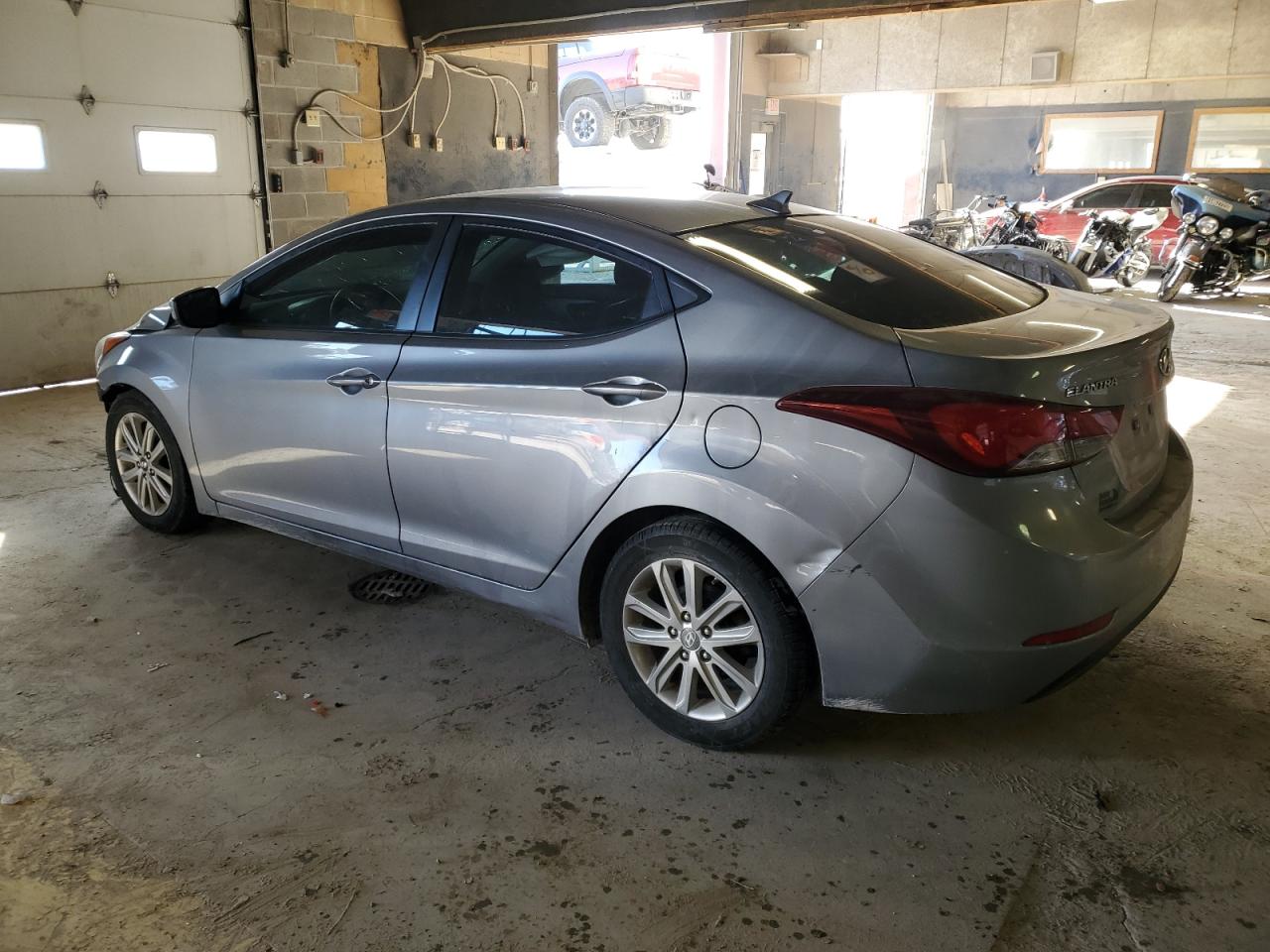 2015 Hyundai Elantra - Image 2