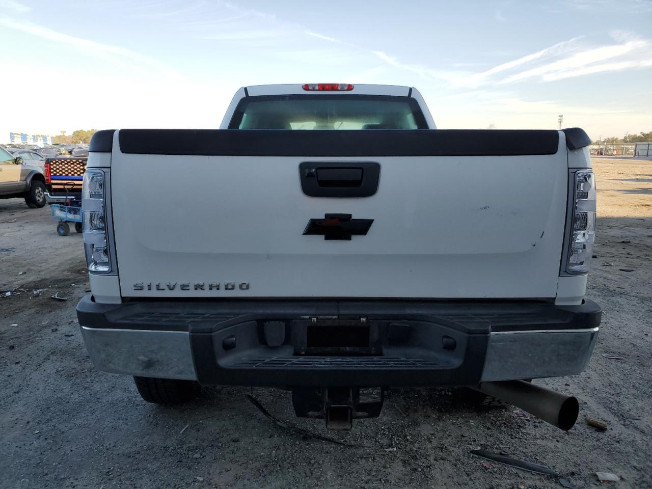 2014 Chevrolet Silverado - Image 6
