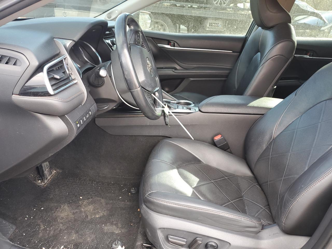 2018 Toyota Camry - Image 7