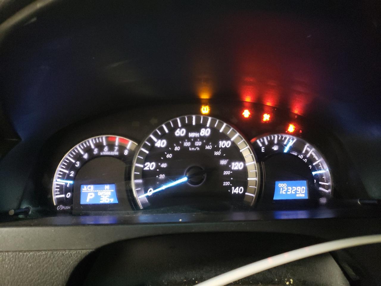2014 Toyota Camry - Image 9