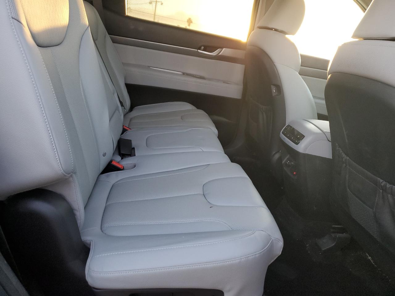 2022 Hyundai Palisade - Image 12
