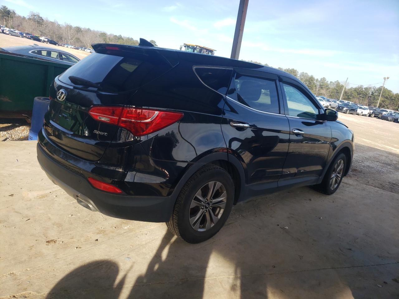 2016 Hyundai Santa Fe - Image 3