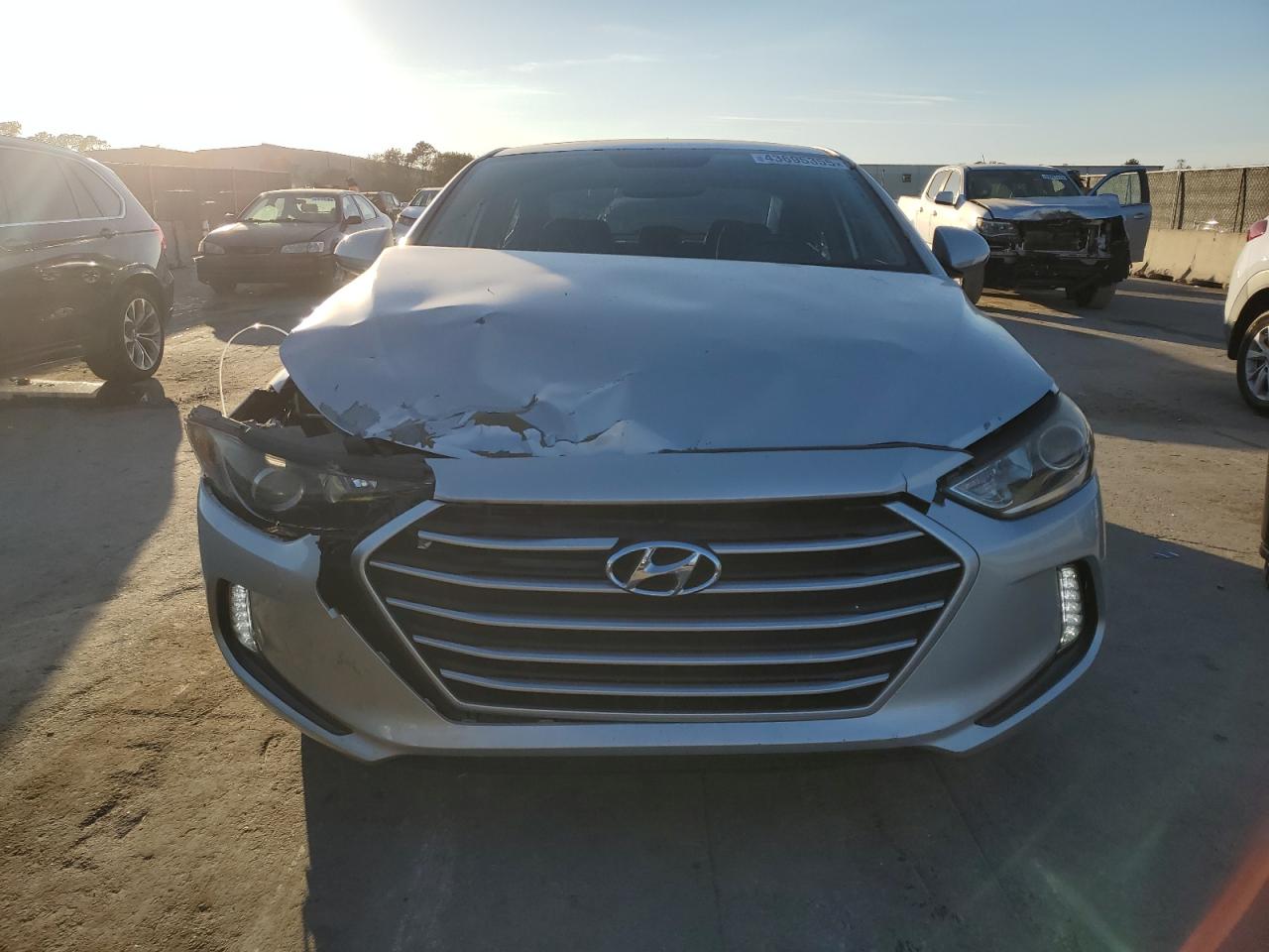 2018 Hyundai Elantra - Image 5