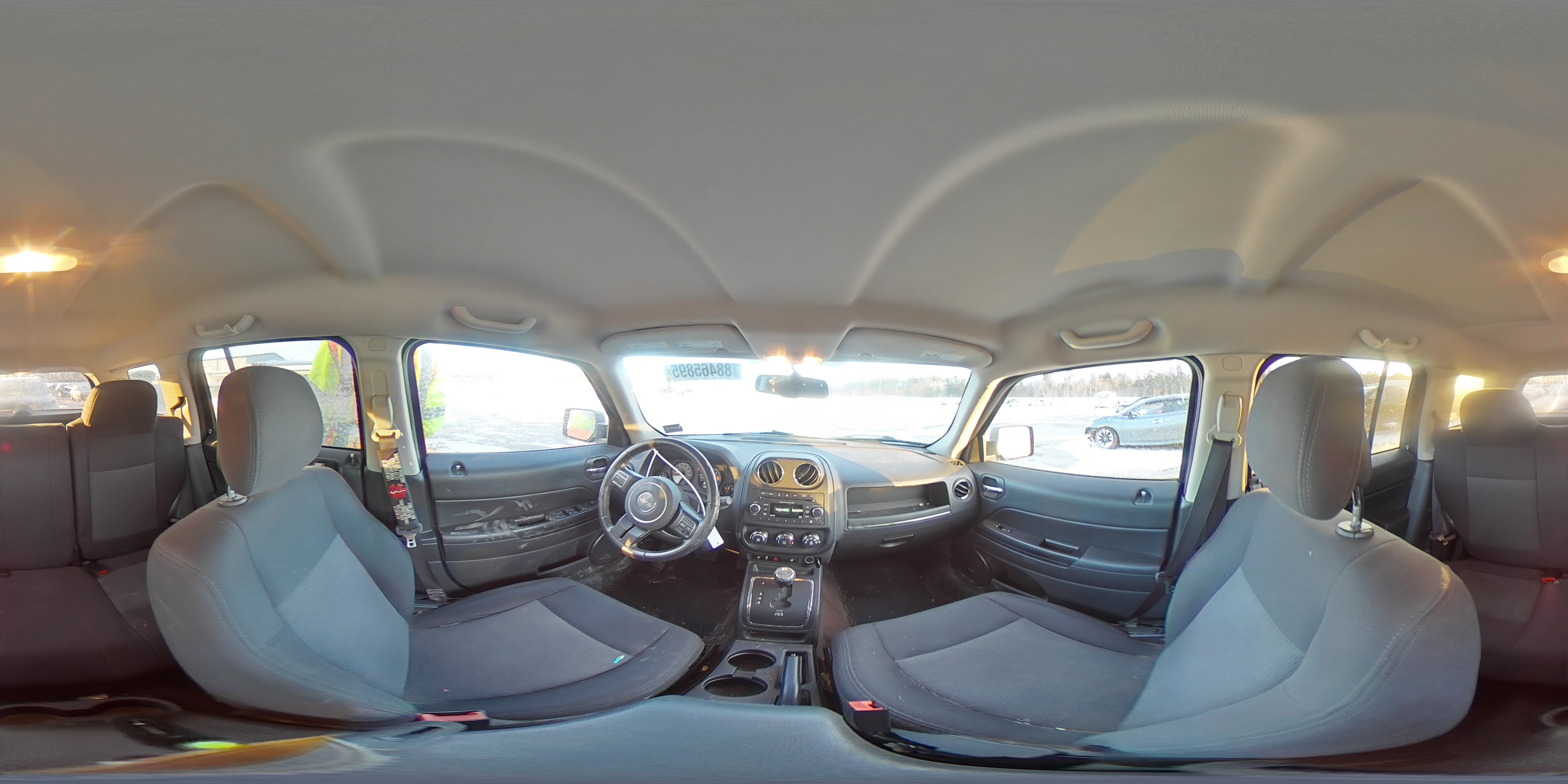 2014 Jeep Liberty (Patriot) - Image 14