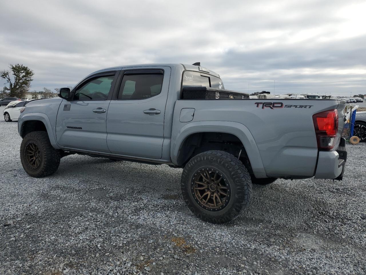 VIN 3TMAZ5CN1KM086059 2019 TOYOTA TACOMA no.2