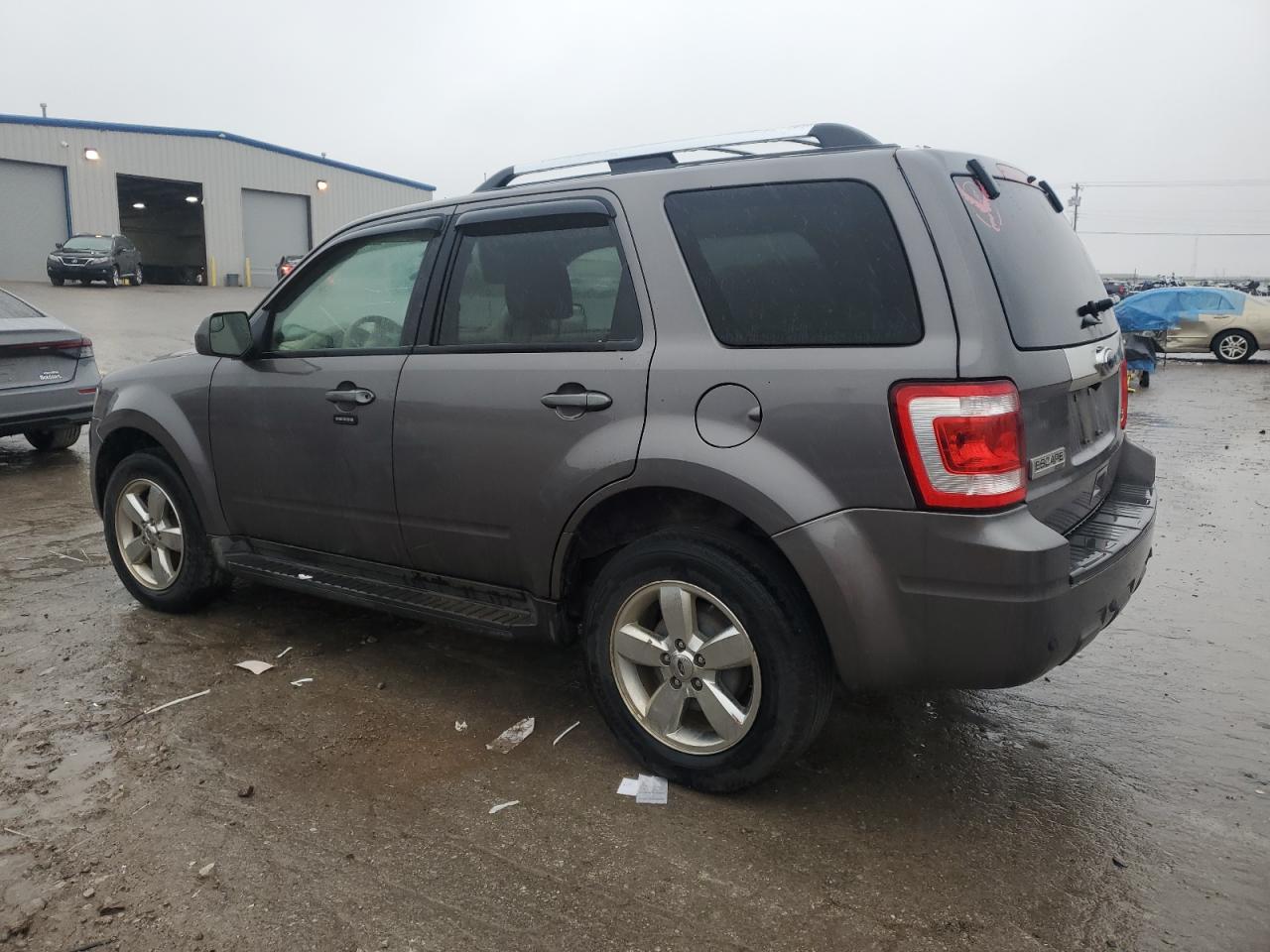 2011 Ford Escape - Image 2