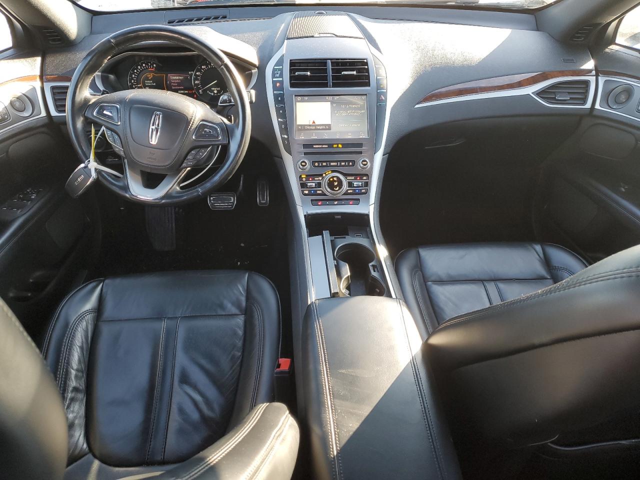 2019 Lincoln MKZ - Image 8