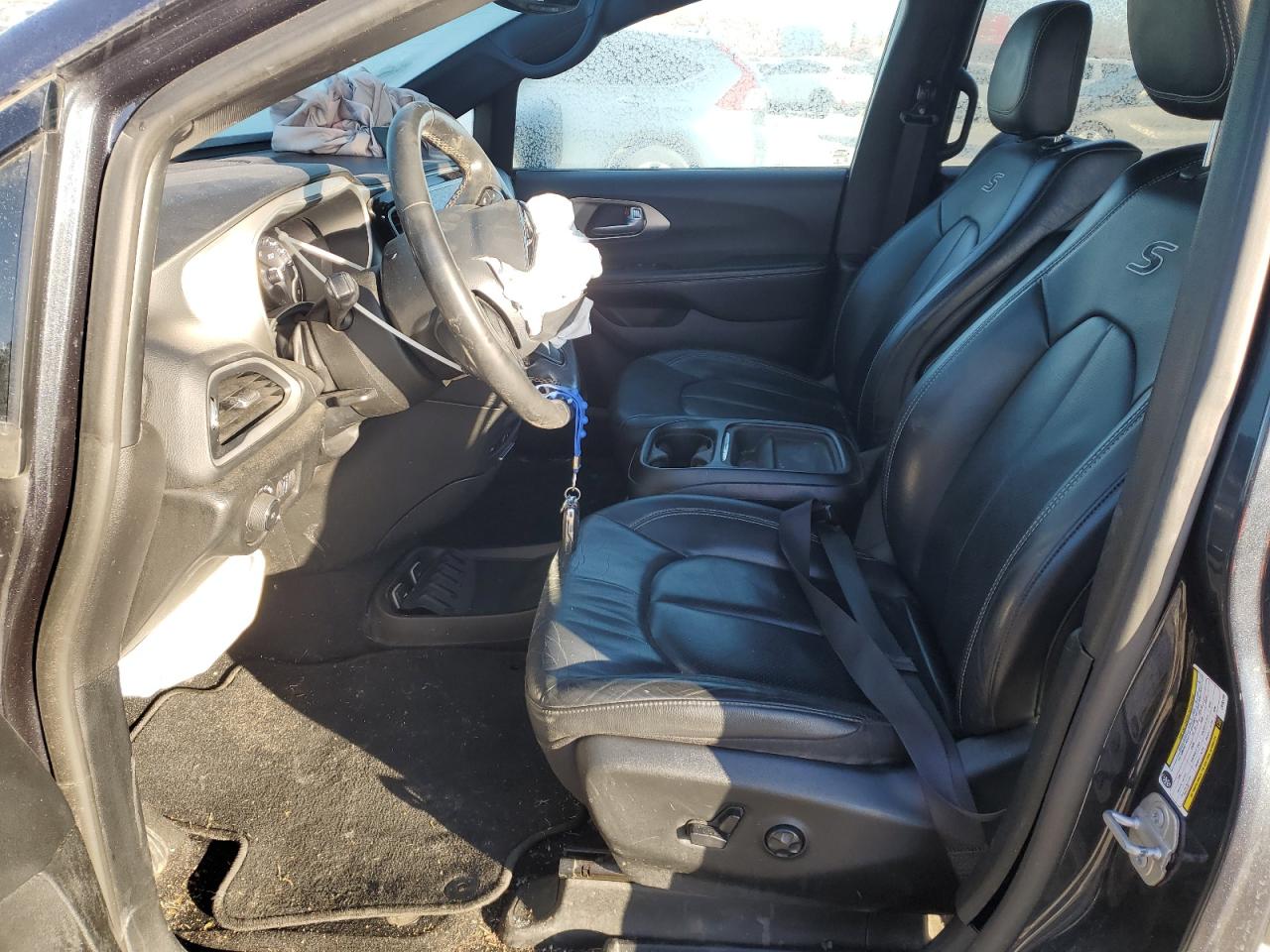 2020 Chrysler Pacifica - Image 7