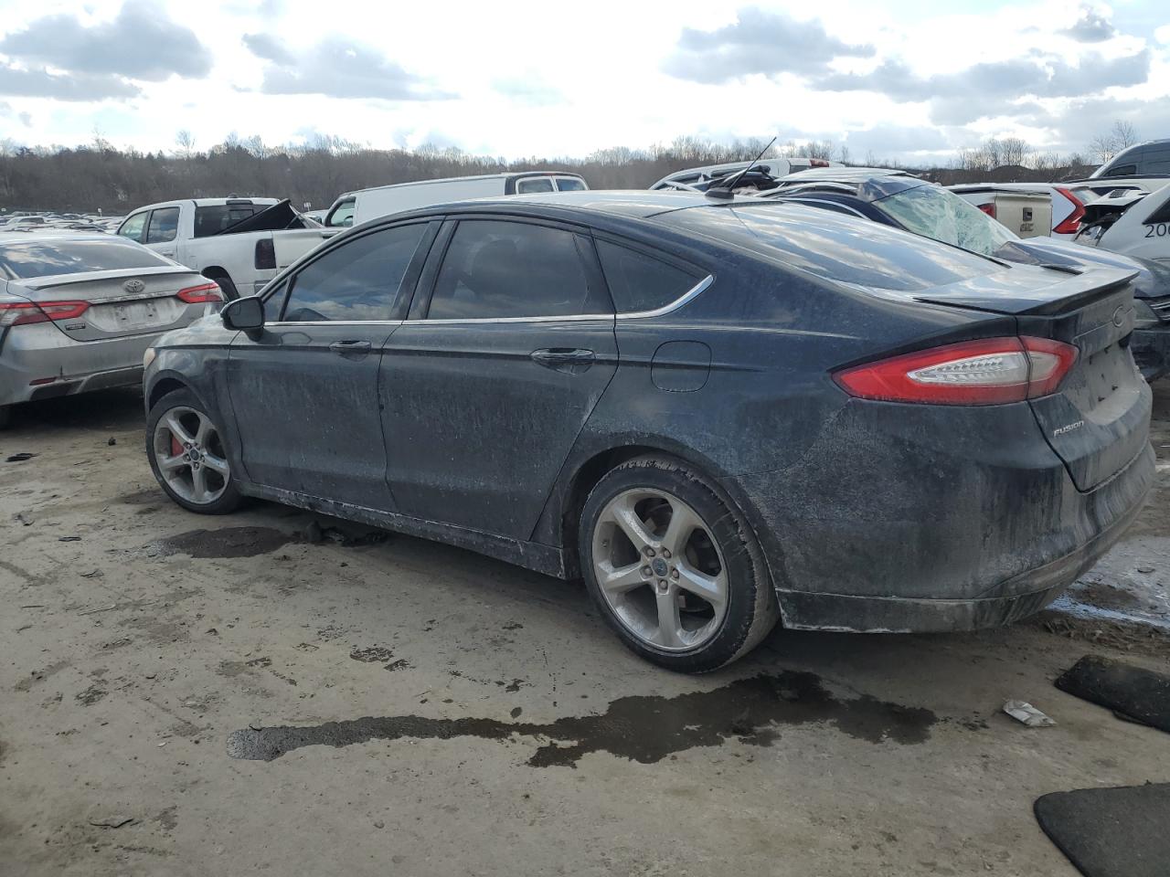 2013 Ford Fusion - Image 2