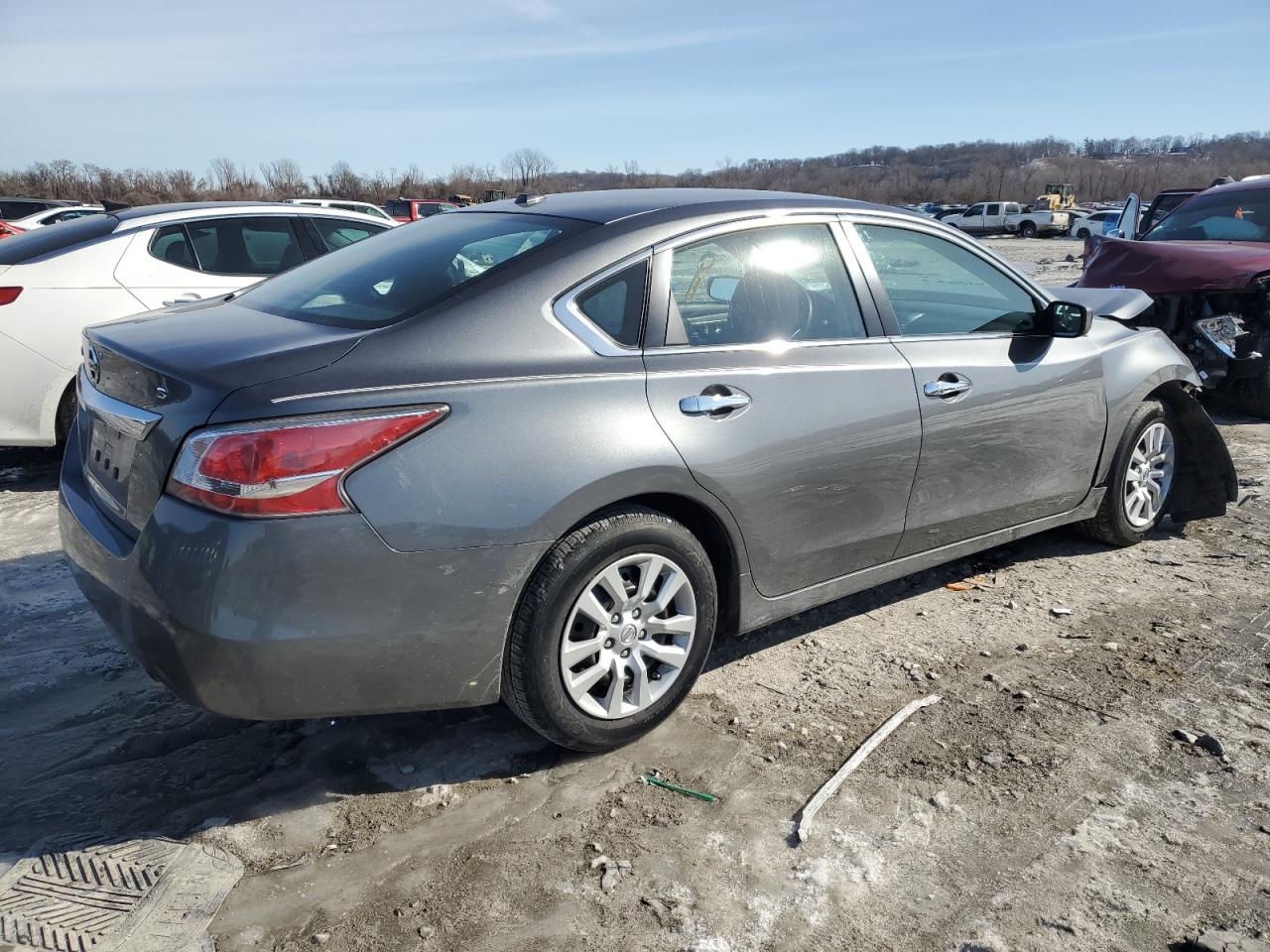 2015 Nissan Altima - Image 3