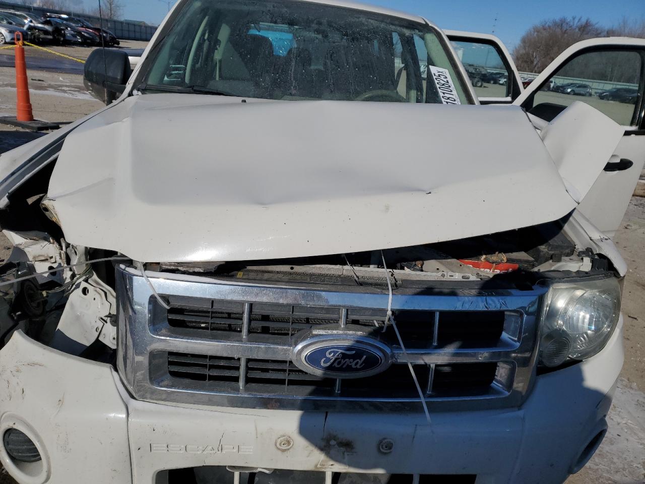 2010 Ford Escape - Image 12