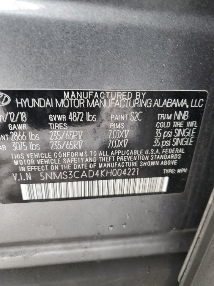 2019 Hyundai Santa Fe - Image 13