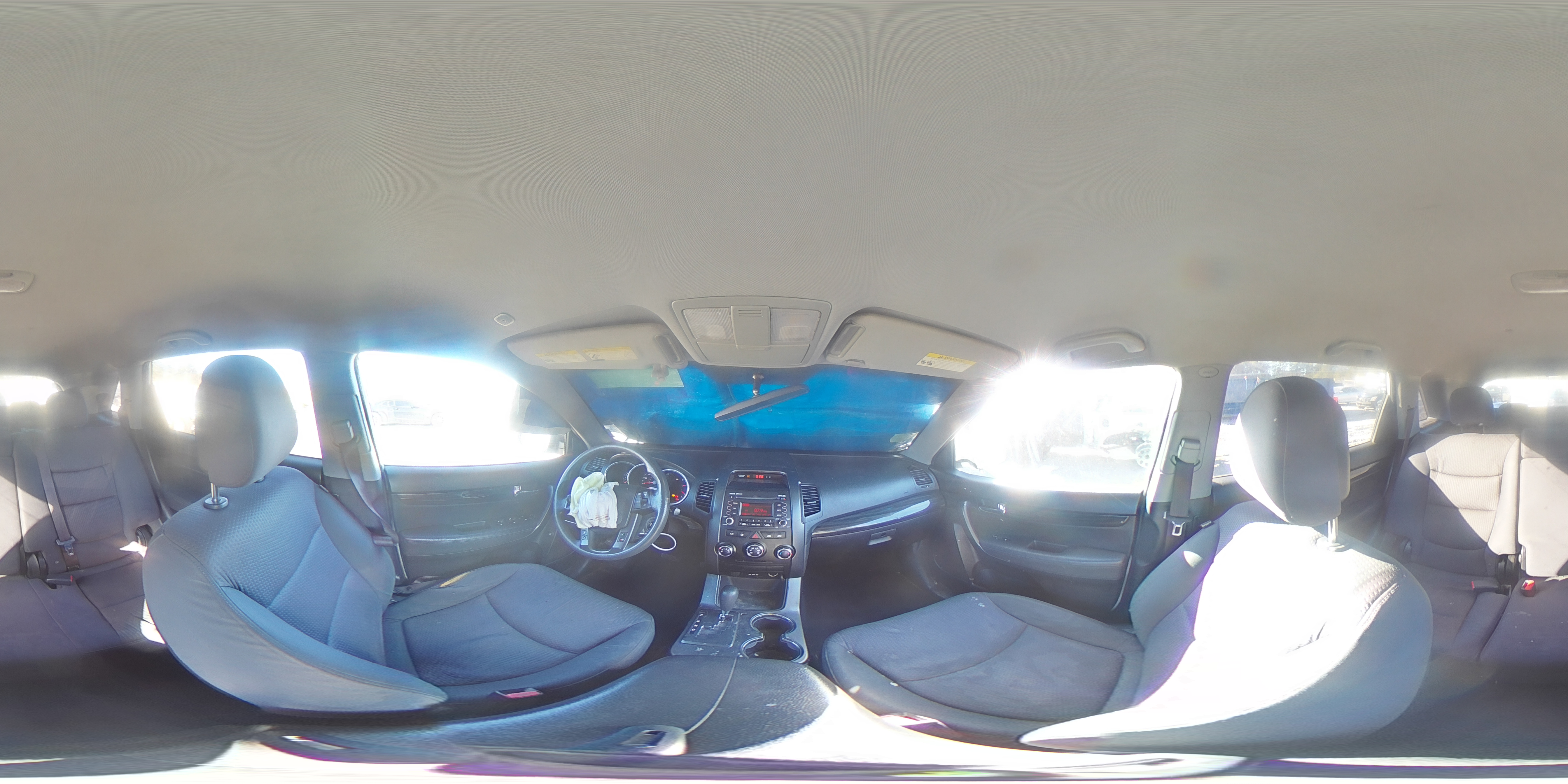 2013 Kia Sorento - Image 16