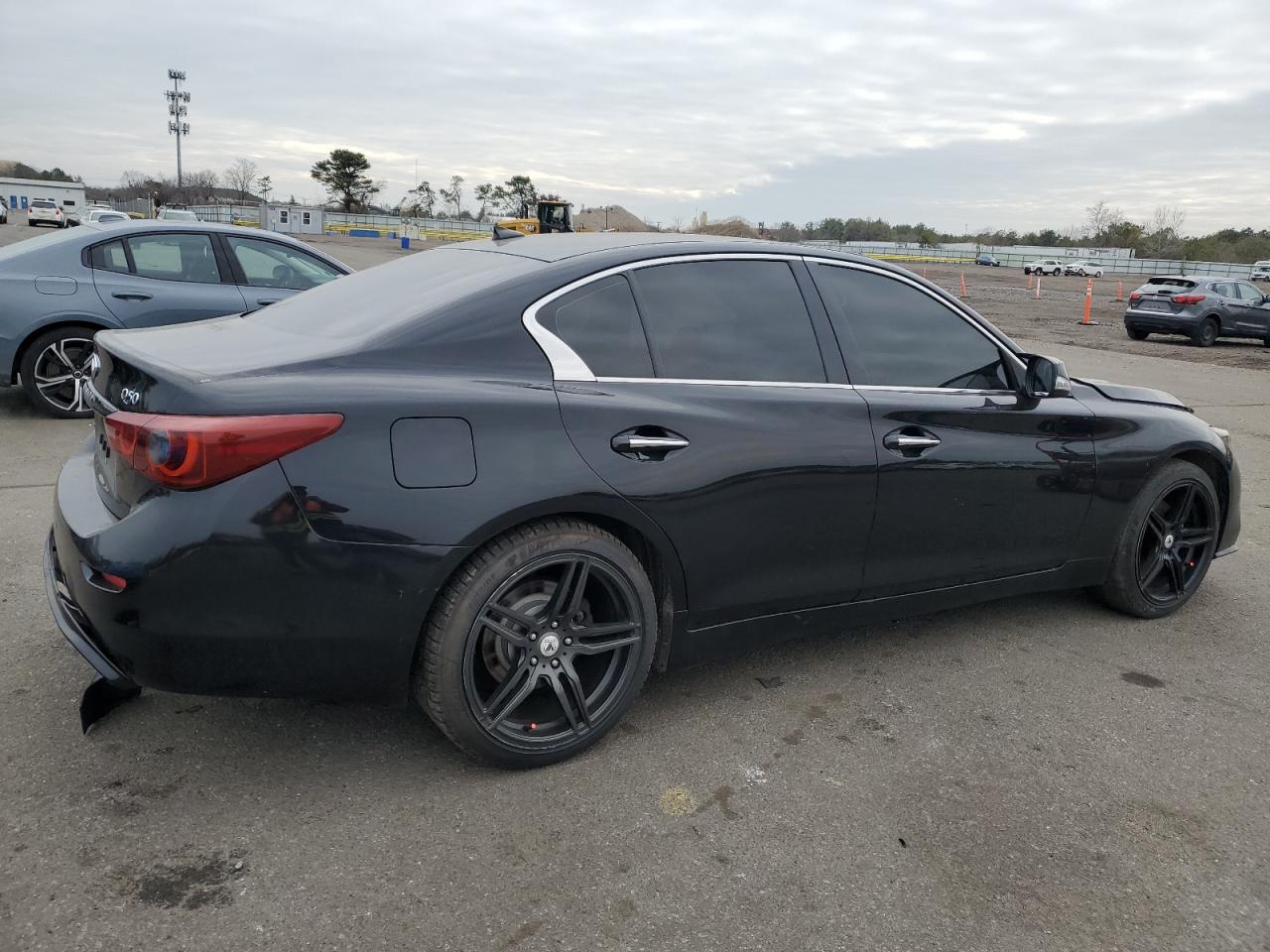 2015 Infiniti Q50 - Image 3
