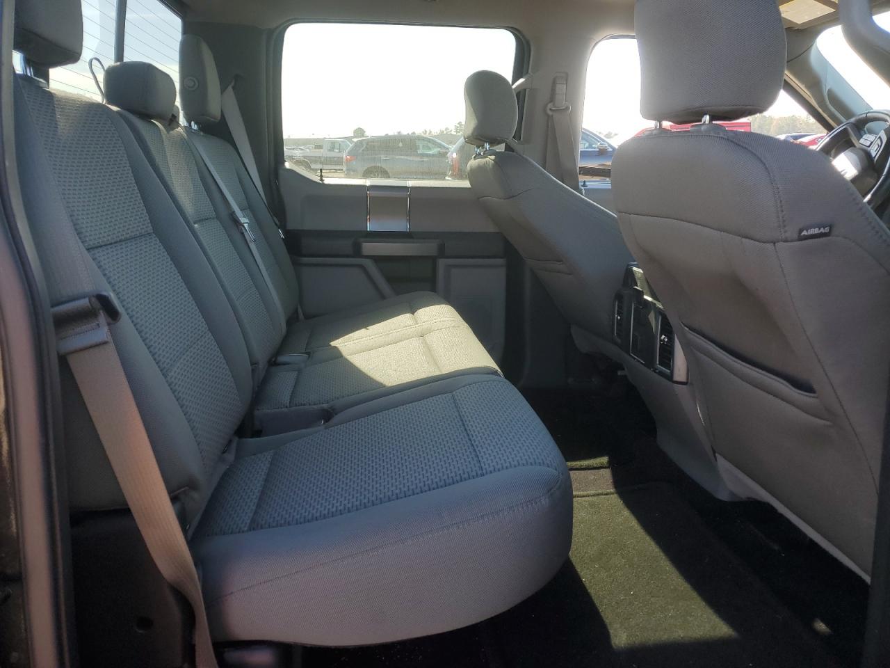 2015 Ford F-150 - Image 10