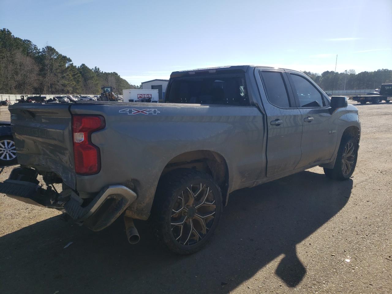 2019 Chevrolet Silverado - Image 3